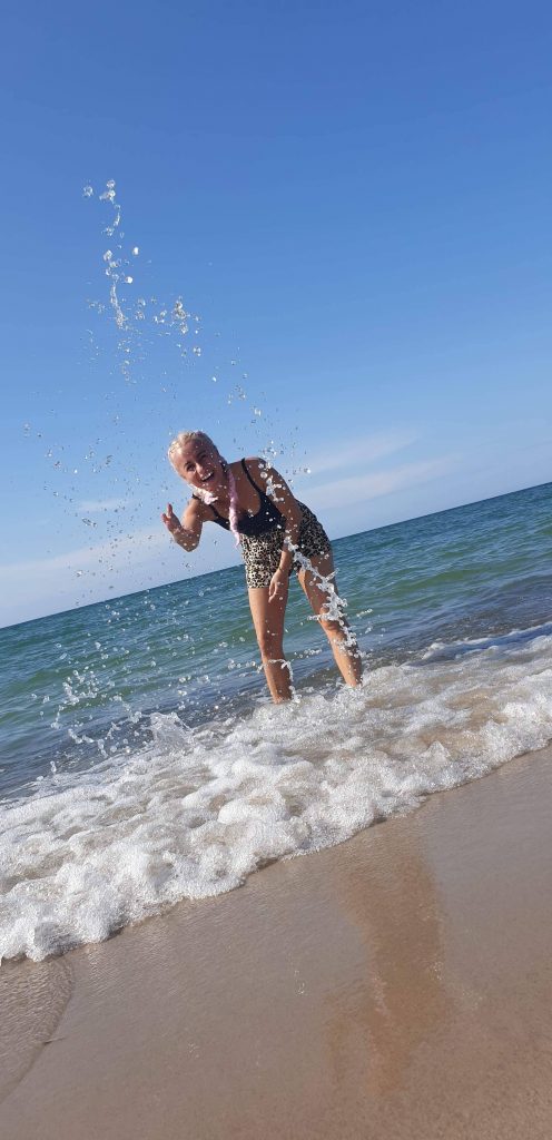 Usmiechnieta pani psycholog